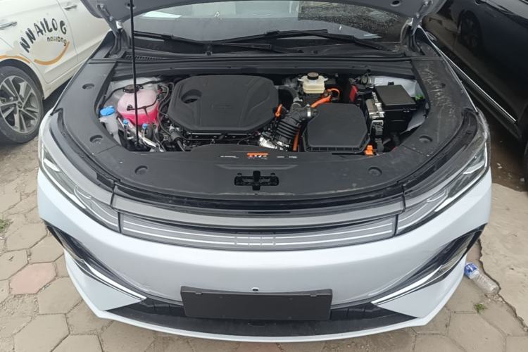 Used Geely Galaxy A7 2025 Model EM-i 150km Prestige Edition Engine Bay