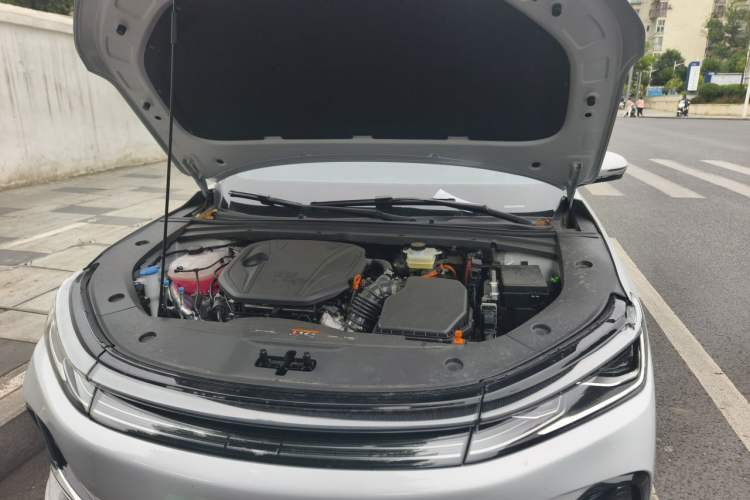Used Geely Galaxy A7 2025 Model EM-i 150km Prestige Edition Engine Bay