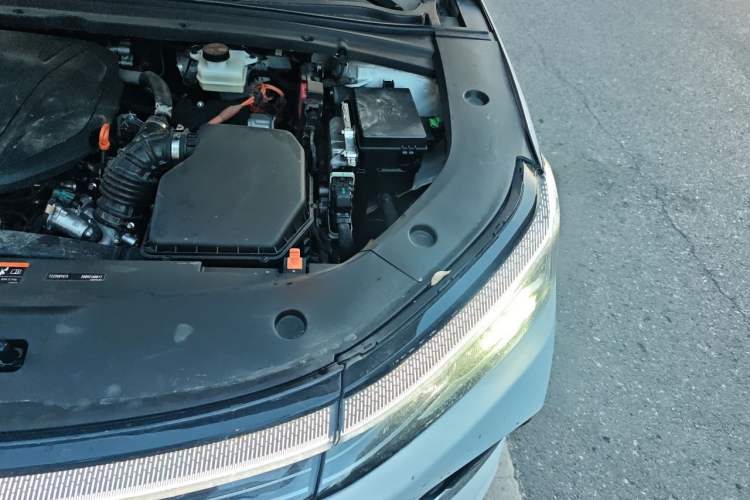 Used Geely Galaxy A7 2025 Model EM-i 70km Exploration Edition Engine Bay Left
