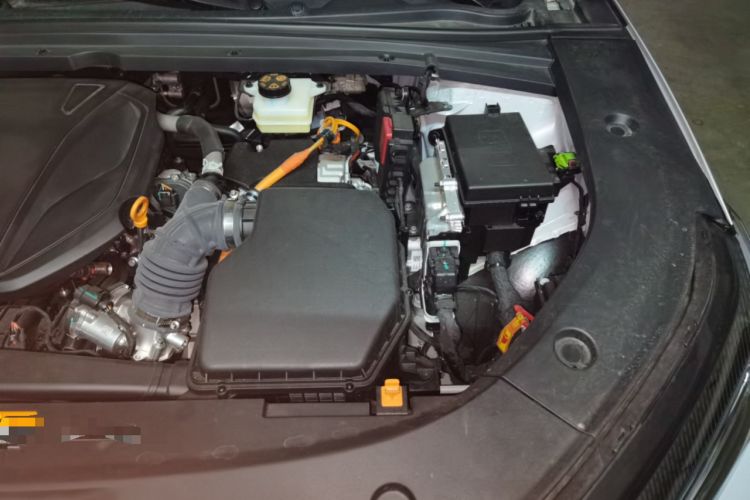 Used Geely Galaxy A7 2025 Model EM-i 150km Starship Edition Engine Bay Left