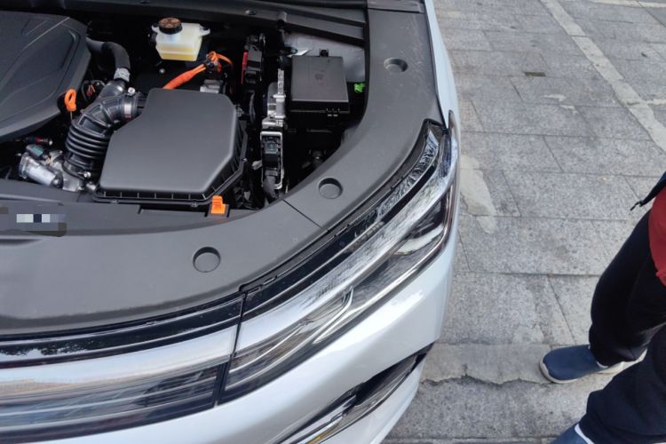 Used Geely Galaxy A7 2025 Model EM-i 70km Luxury Edition Engine Bay Left