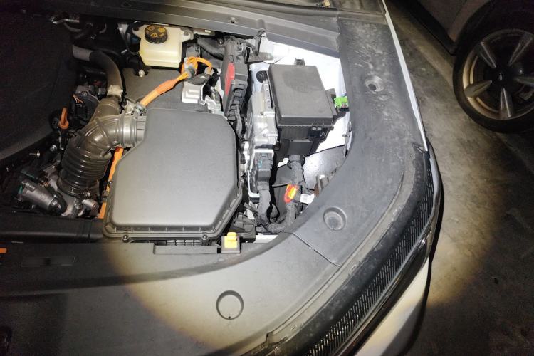 Used Geely Galaxy A7 2025 Model EM-i 70km Launch Edition Engine Bay Left