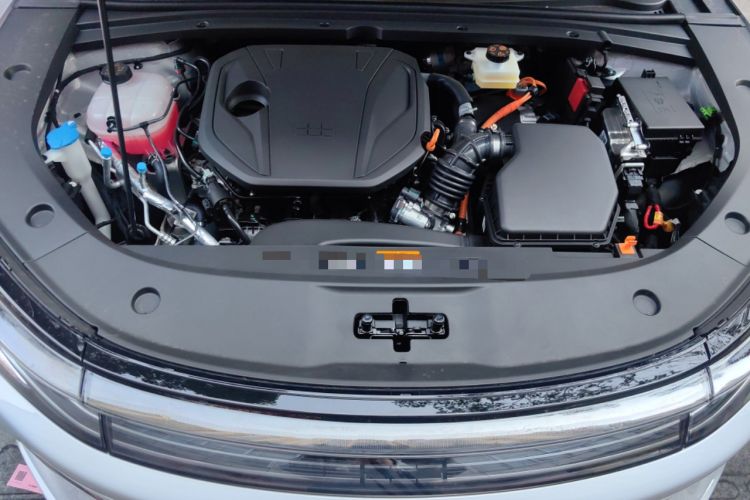 Used Geely Galaxy A7 2025 Model EM-i 70km Luxury Edition Engine Bay
