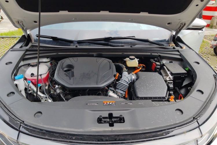 Used Geely Galaxy A7 2025 Model EM-i 70km Launch Edition Engine Bay