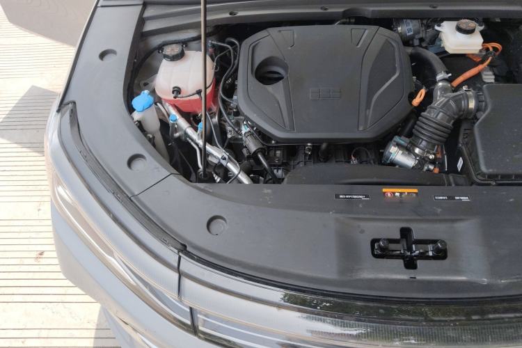 Used Geely Galaxy A7 2025 Model EM-i 70km Exploration Edition Engine Bay Right