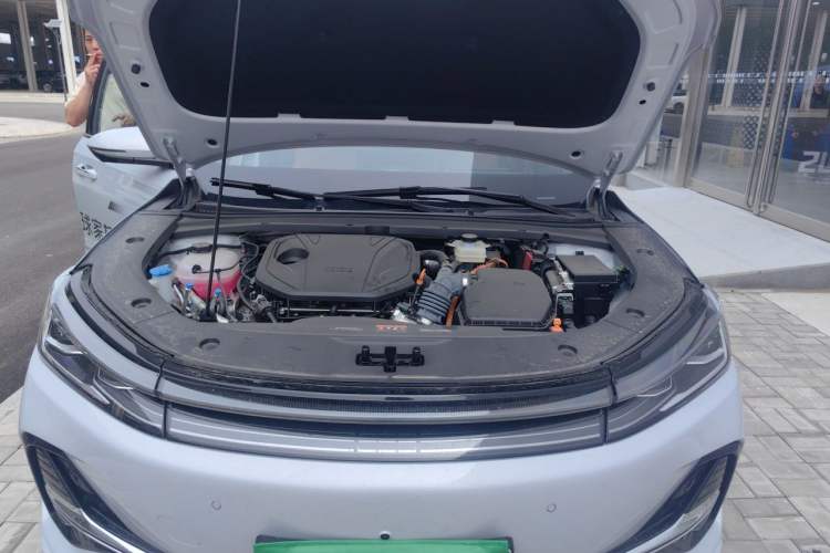 Used Geely Galaxy A7 2025 Model EM-i 150km Starship Edition Engine Bay