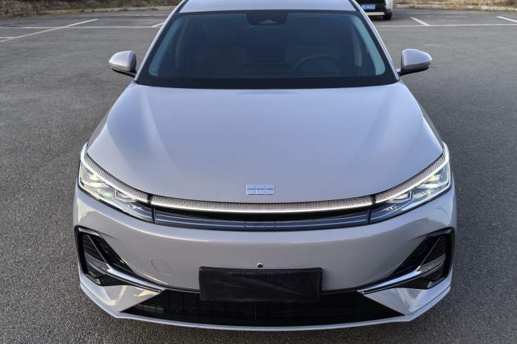 Used Geely Galaxy A7 2025 Model EM-i 70km Luxury Edition Exterior 2