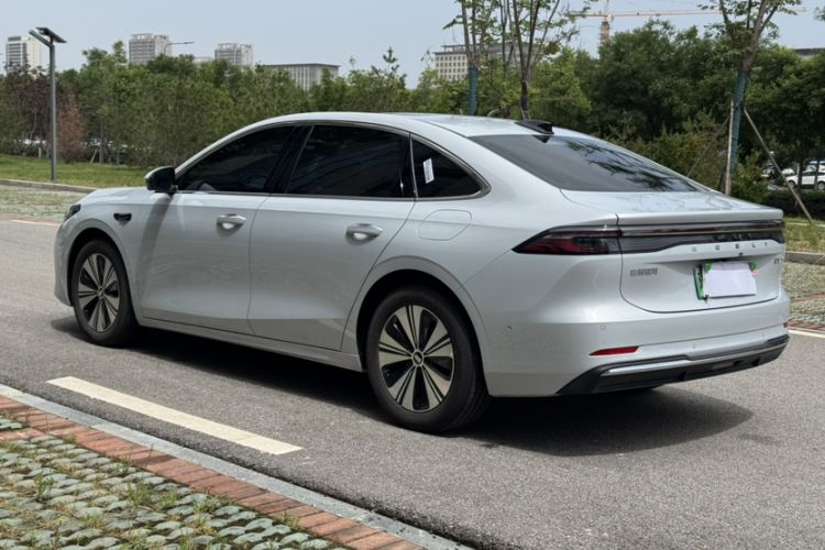 Used Geely Galaxy A7 2025 Model EM-i 150km Exploration+ Edition Exterior 4