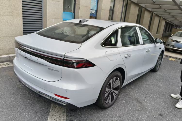 Used Geely Galaxy A7 2025 Model EM-i 150km Long-Distance Edition Exterior 5