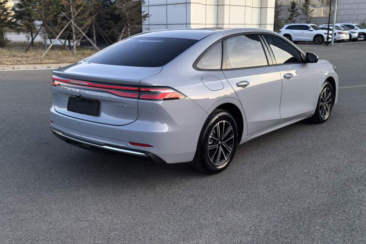 Used Geely Galaxy A7 2025 Model EM-i 70km Luxury Edition Exterior 5