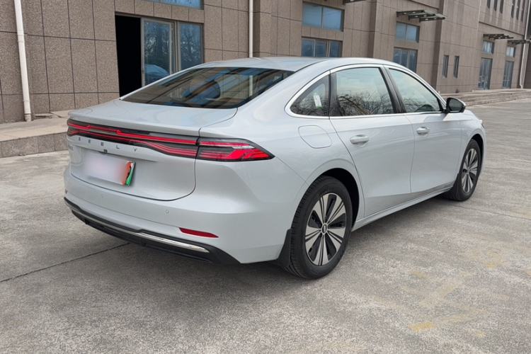 Used Geely Galaxy A7 2025 Model EM-i 150km Prestige Edition Exterior 6