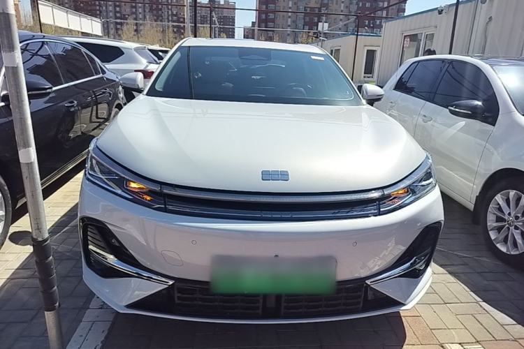 Used Geely Galaxy A7 2025 Model EM-i 150km Exploration+ Edition Front
