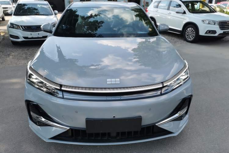 Used Geely Galaxy A7 2025 Model EM-i 150km Starship Edition Front