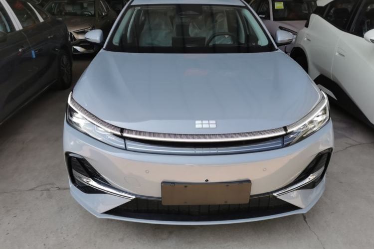 Used Geely Galaxy A7 2025 Model EM-i 150km Exploration+ Edition Front