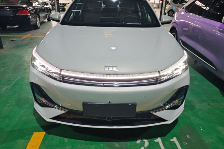 Used Geely Galaxy A7 2025 Model EM-i 150km Prestige Edition Front