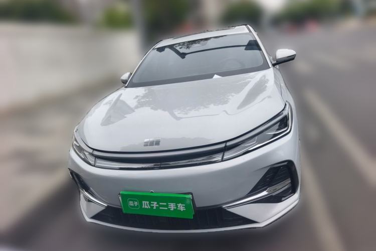 Used Geely Galaxy A7 2025 Model EM-i 150km Prestige Edition Front