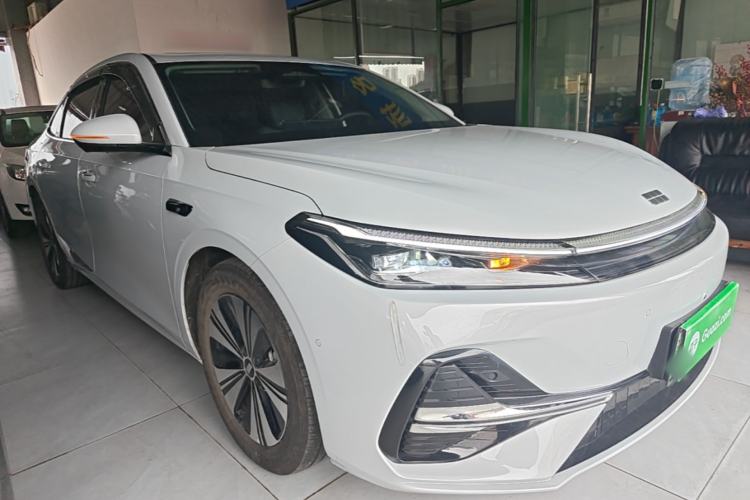 Used Geely Galaxy A7 2025 Model EM-i 150km Exploration+ Edition Front Right 45 Deg