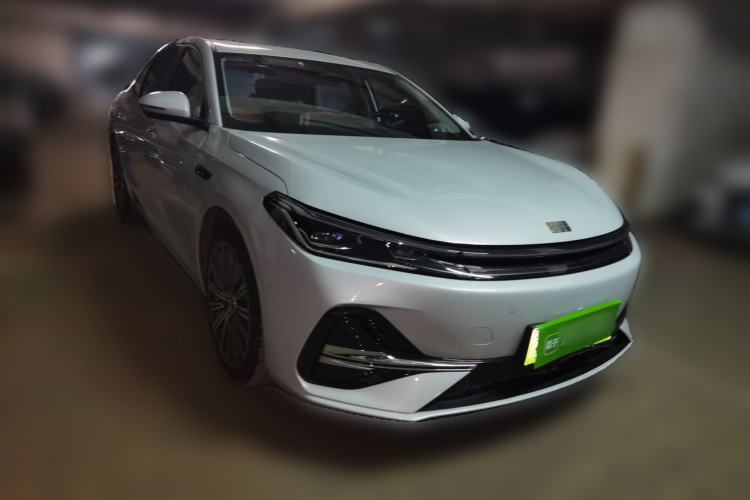 Used Geely Galaxy A7 2025 Model EM-i 150km Starship Edition Front Right 45 Deg