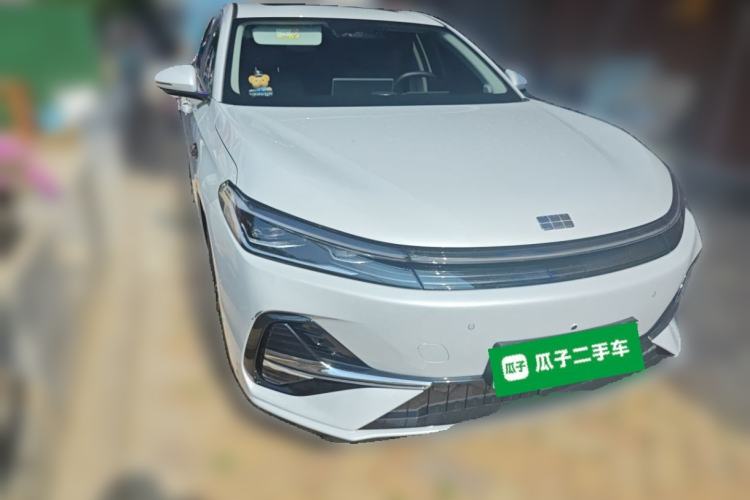 Used Geely Galaxy A7 2025 Model EM-i 70km Exploration Edition Front Right 45 Deg