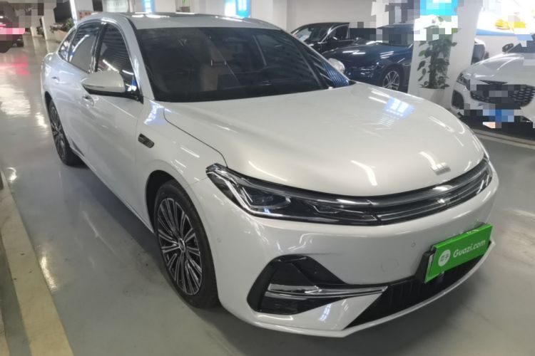 Used Geely Galaxy A7 2025 Model EM-i 150km Starship Edition Front Right 45 Deg