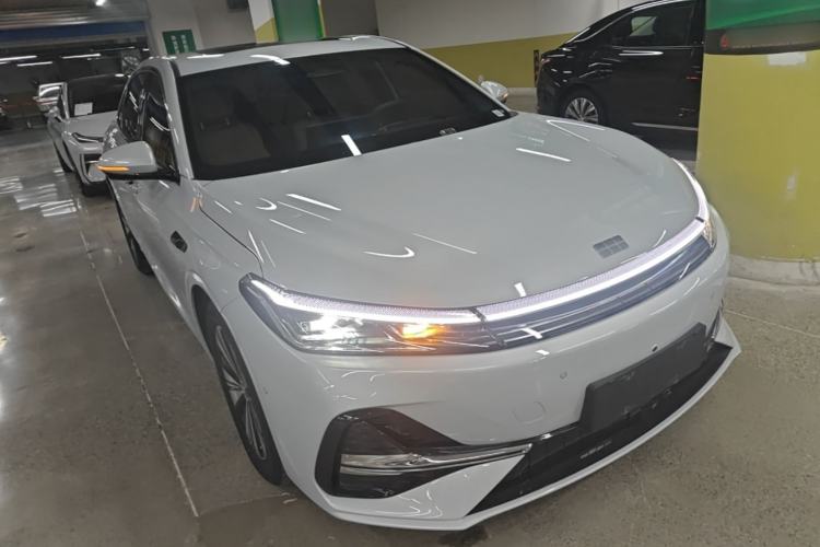 Used Geely Galaxy A7 2025 Model EM-i 150km Exploration+ Edition Front Right 45 Deg