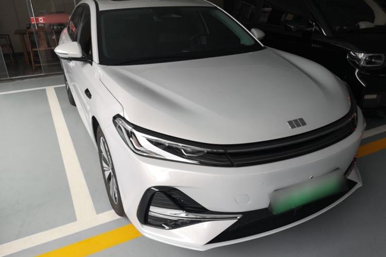 Used Geely Galaxy A7 2025 Model EM-i 150km Exploration+ Edition Front Right 45 Deg