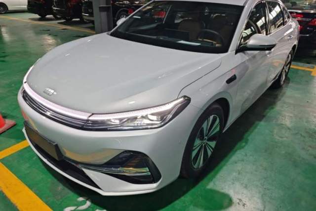 Used Geely Galaxy A7 2025 Model EM-i 150km Long-Distance Edition