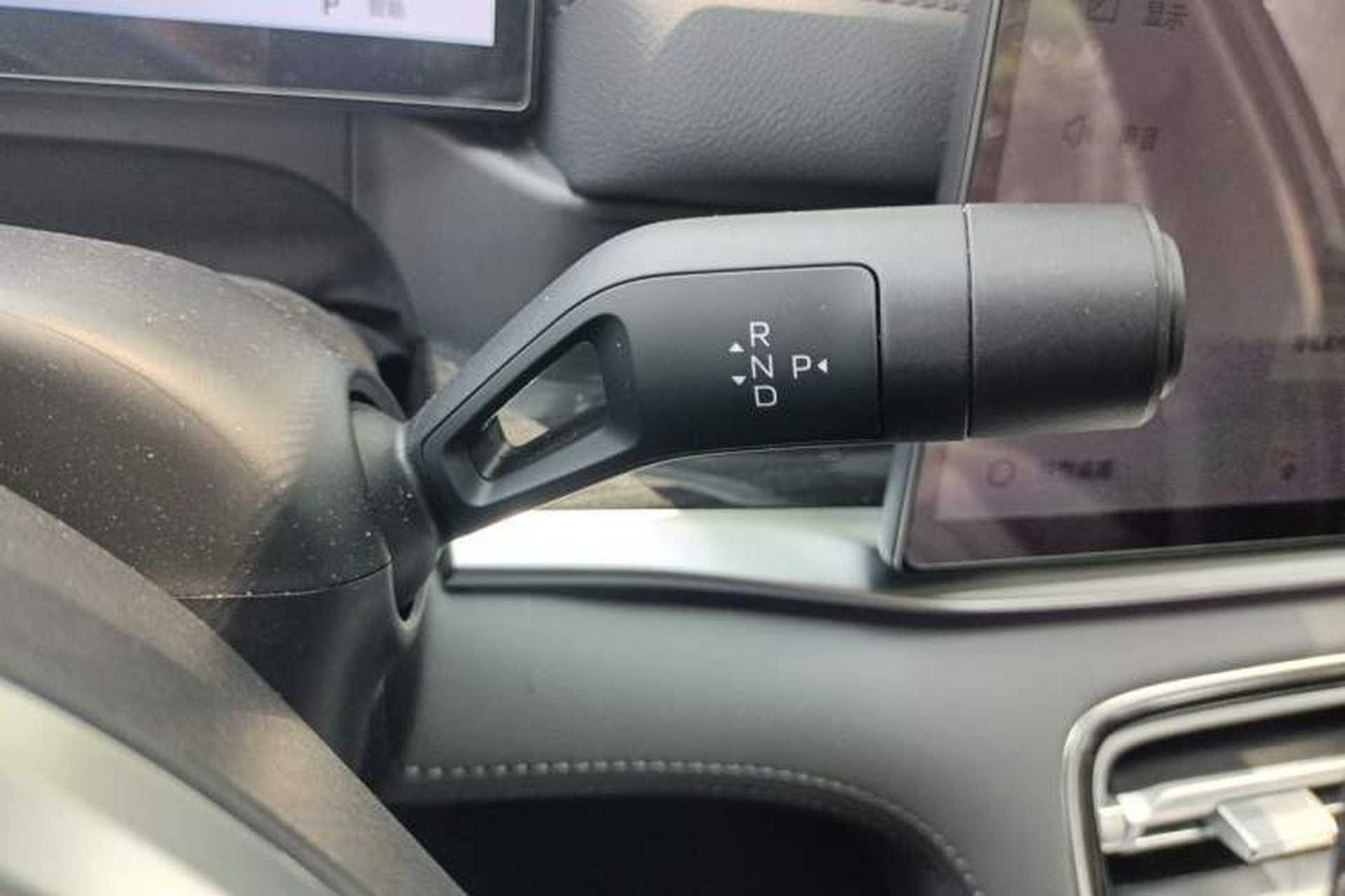 Used Geely Galaxy A7 2025 Model EM-i 150km Starship Edition Gear Lever