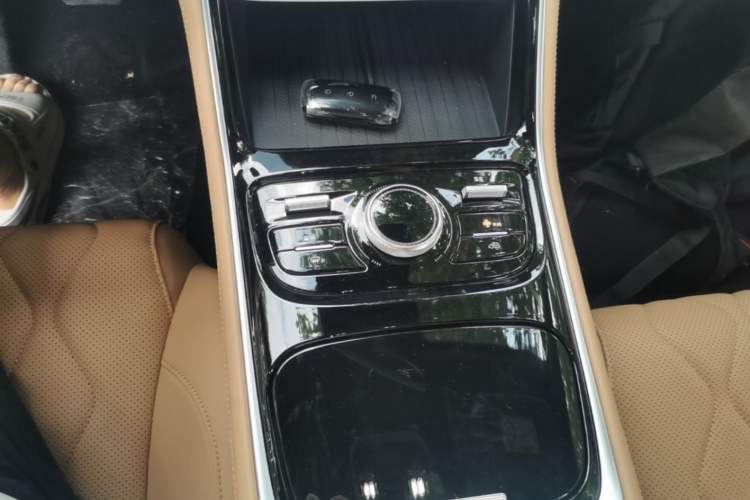 Used Geely Galaxy A7 2025 Model EM-i 150km Prestige Edition Gear Lever