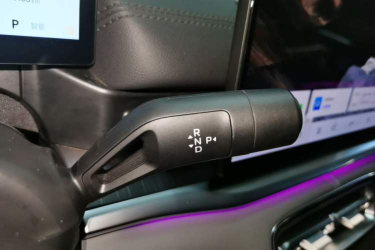 Used Geely Galaxy A7 2025 Model EM-i 150km Prestige Edition Gear Lever