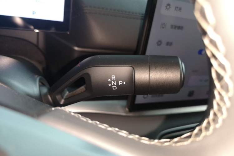 Used Geely Galaxy A7 2025 Model EM-i 150km Exploration+ Edition Gear Lever