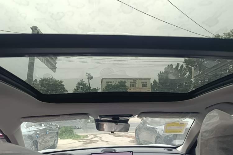 Used Geely Galaxy A7 2025 Model EM-i 150km Prestige Edition Headliner