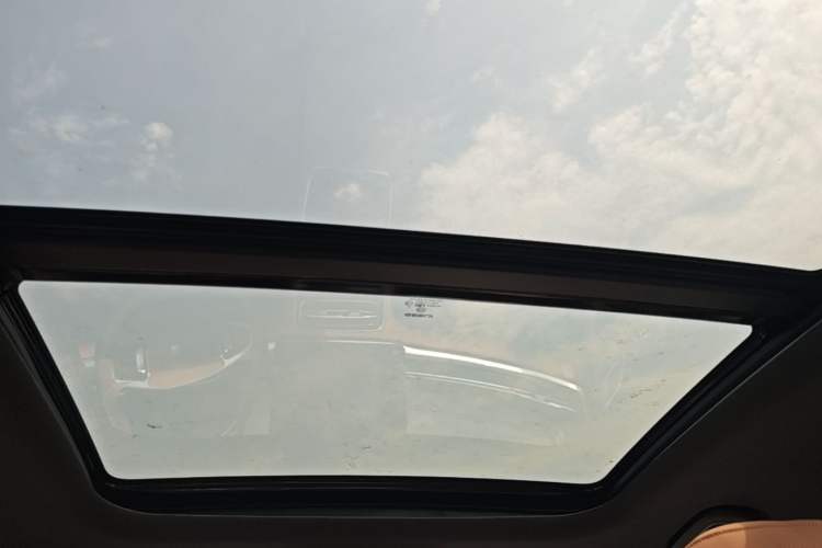 Used Geely Galaxy A7 2025 Model EM-i 150km Starship Edition Headliner