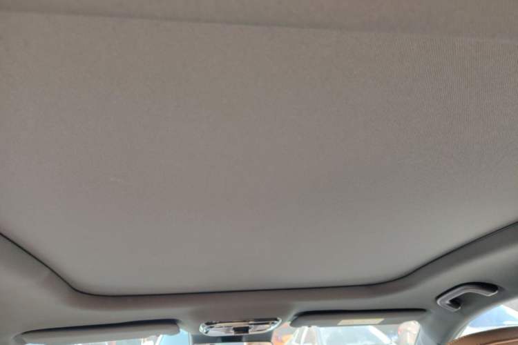Used Geely Galaxy A7 2025 Model EM-i 150km Starship Edition Headliner