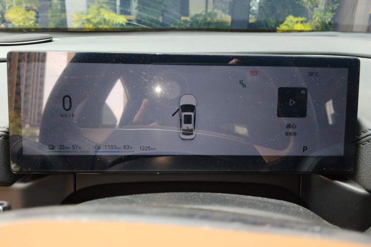 Used Geely Galaxy A7 2025 Model EM-i 70km Launch Edition Instrument Cluster