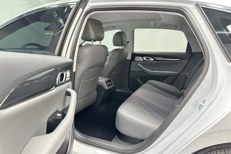 Used Geely Galaxy A7 2025 Model EM-i 150km Exploration+ Edition Interior 2