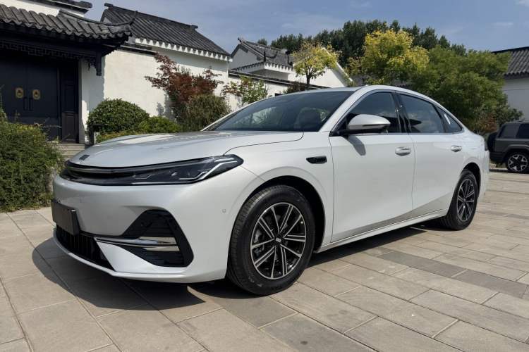 Geely Galaxy A7 2025 Model EM-i 70km Exploration Edition usata Guazi used car, China used car export, Used car for sale, Used  cars, Cheapest cars for sale