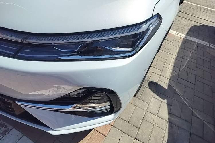 Used Geely Galaxy A7 2025 Model EM-i 150km Exploration+ Edition Left Front Headlight