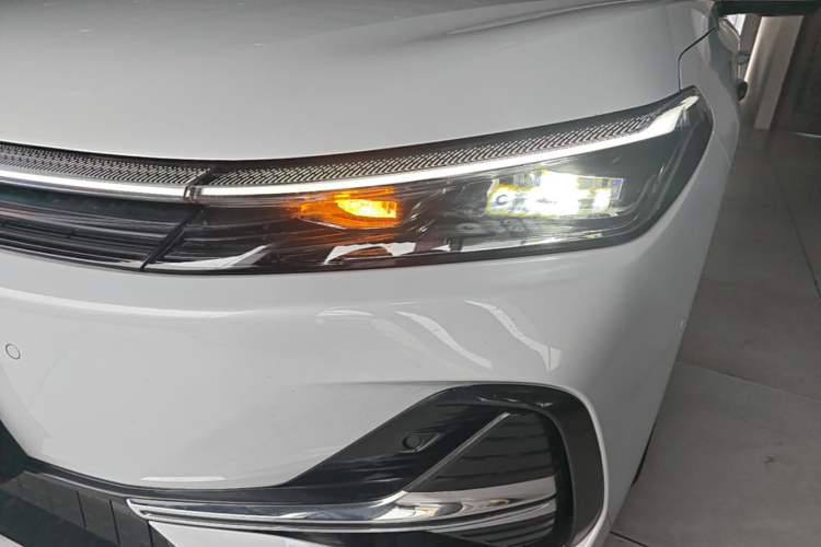 Used Geely Galaxy A7 2025 Model EM-i 150km Exploration+ Edition Left Front Headlight