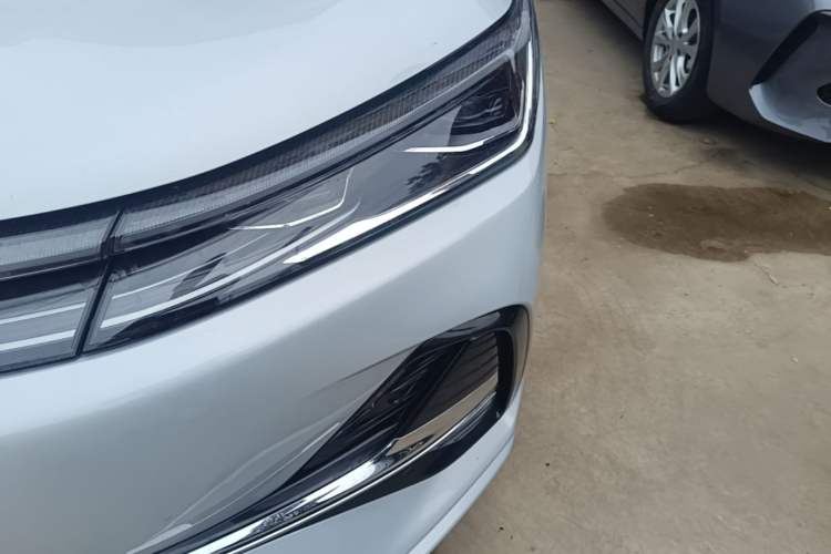 Used Geely Galaxy A7 2025 Model EM-i 150km Prestige Edition Left Front Headlight