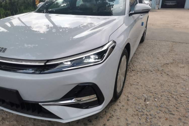 Used Geely Galaxy A7 2025 Model EM-i 150km Prestige Edition Left Front Headlight
