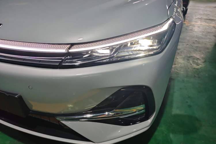 Used Geely Galaxy A7 2025 Model EM-i 150km Prestige Edition Left Front Headlight