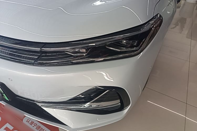 Used Geely Galaxy A7 2025 Model EM-i 70km Exploration Edition Left Front Headlight