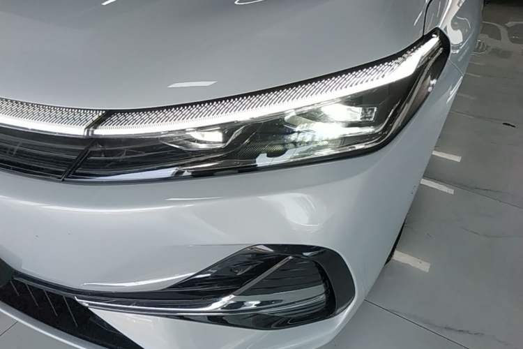 Used Geely Galaxy A7 2025 Model EM-i 150km Exploration+ Edition Left Front Headlight