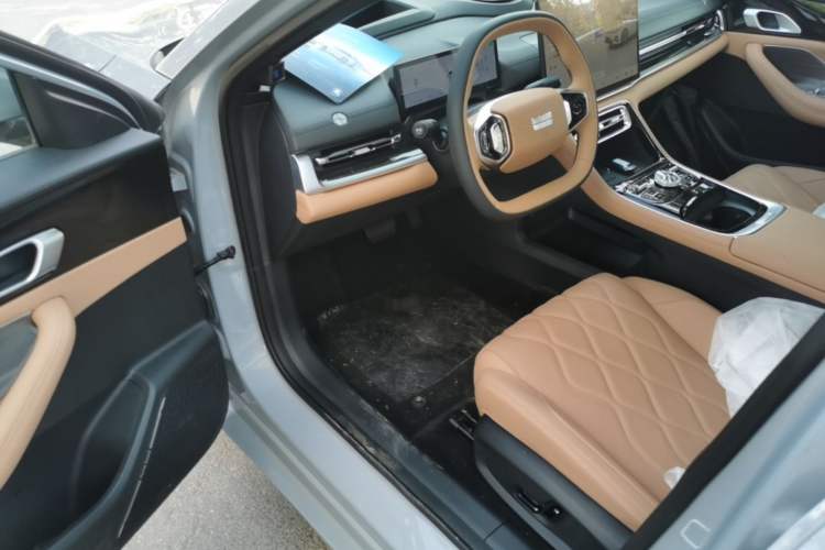 Used Geely Galaxy A7 2025 Model EM-i 150km Starship Edition Left Front Seat