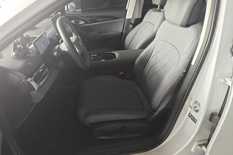 Used Geely Galaxy A7 2025 Model EM-i 150km Exploration+ Edition Left Front Seat