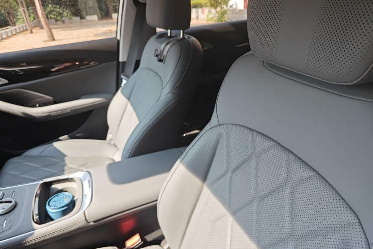 Used Geely Galaxy A7 2025 Model EM-i 70km Exploration Edition Left Front Seat