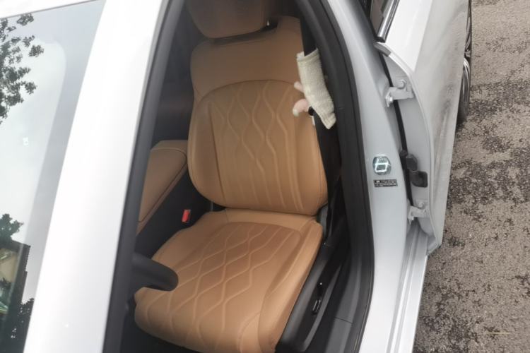 Used Geely Galaxy A7 2025 Model EM-i 150km Starship Edition Left Front Seat