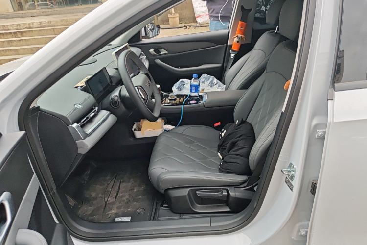 Used Geely Galaxy A7 2025 Model EM-i 70km Luxury Edition Left Front Seat