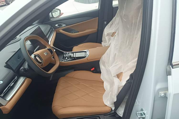 Used Geely Galaxy A7 2025 Model EM-i 150km Prestige Edition Left Front Seat